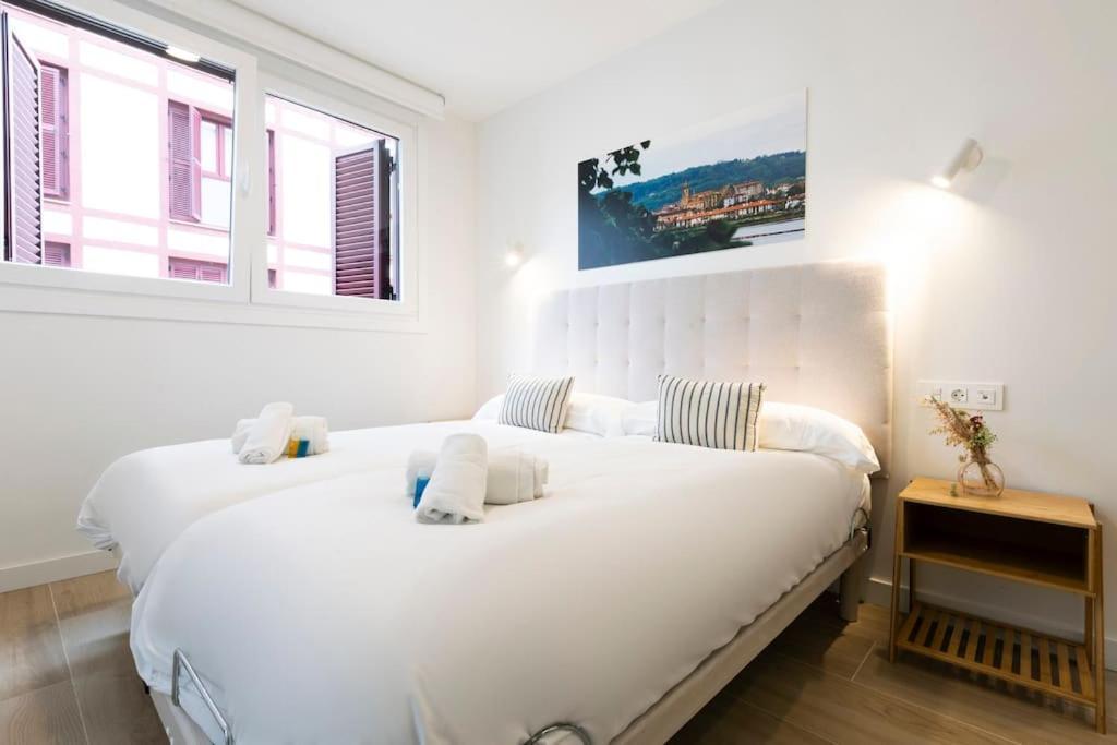 Portuko. Basquenjoy Apartment Hondarribia Bagian luar foto